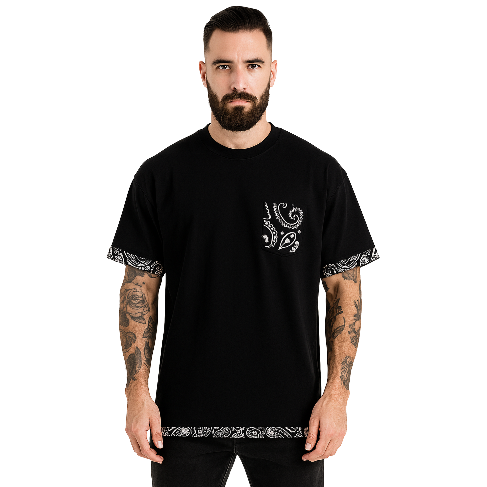 Playera Oversize negra con detalles estilo bandana y bolsillo frontal